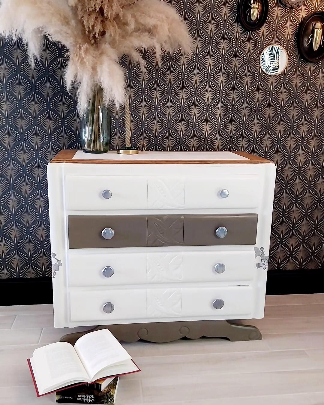 Commode blanche avec un tiroir gris Calies Home