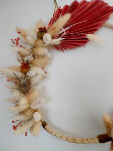 Couronne automnale sur fond gris Calies Home