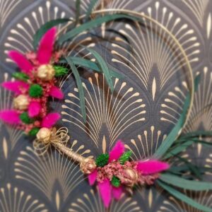 Zoom sur couronne florale rose Calies Home